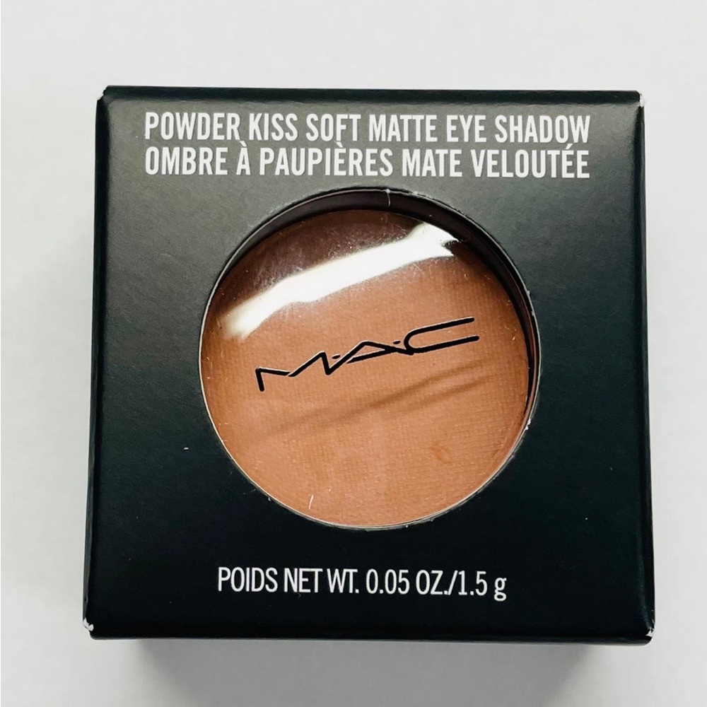 MAC single eye shadow in My Tweedy